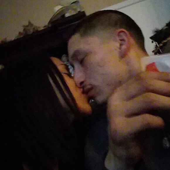 Meet your Posher, Rae - Picture 1 of 1